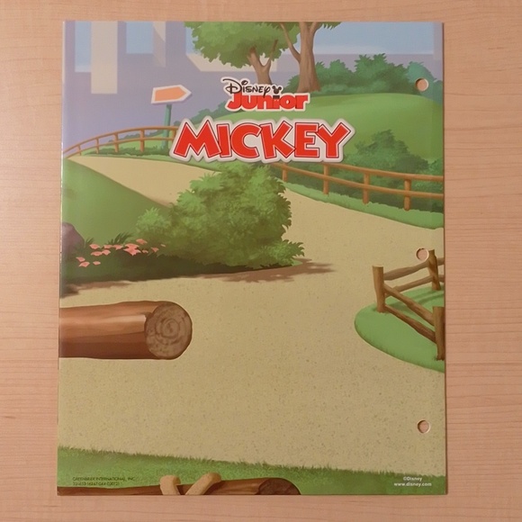 $5 2 Disney Mickey Mouse Goofy Binder File Folders - Picture 5 of 8